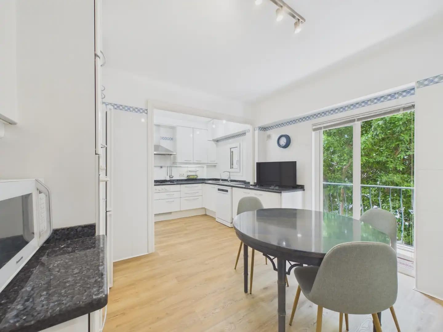 2 bedroom Flat for rent in Palma de Mallorca - € 1,650 (Ref: 10014302)