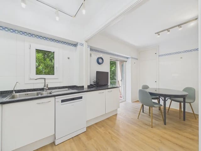 2 quarto Apartamento para arrendar em Santa Catalina, Palma de Mallorca - 1 650 € (Ref: 10014302)