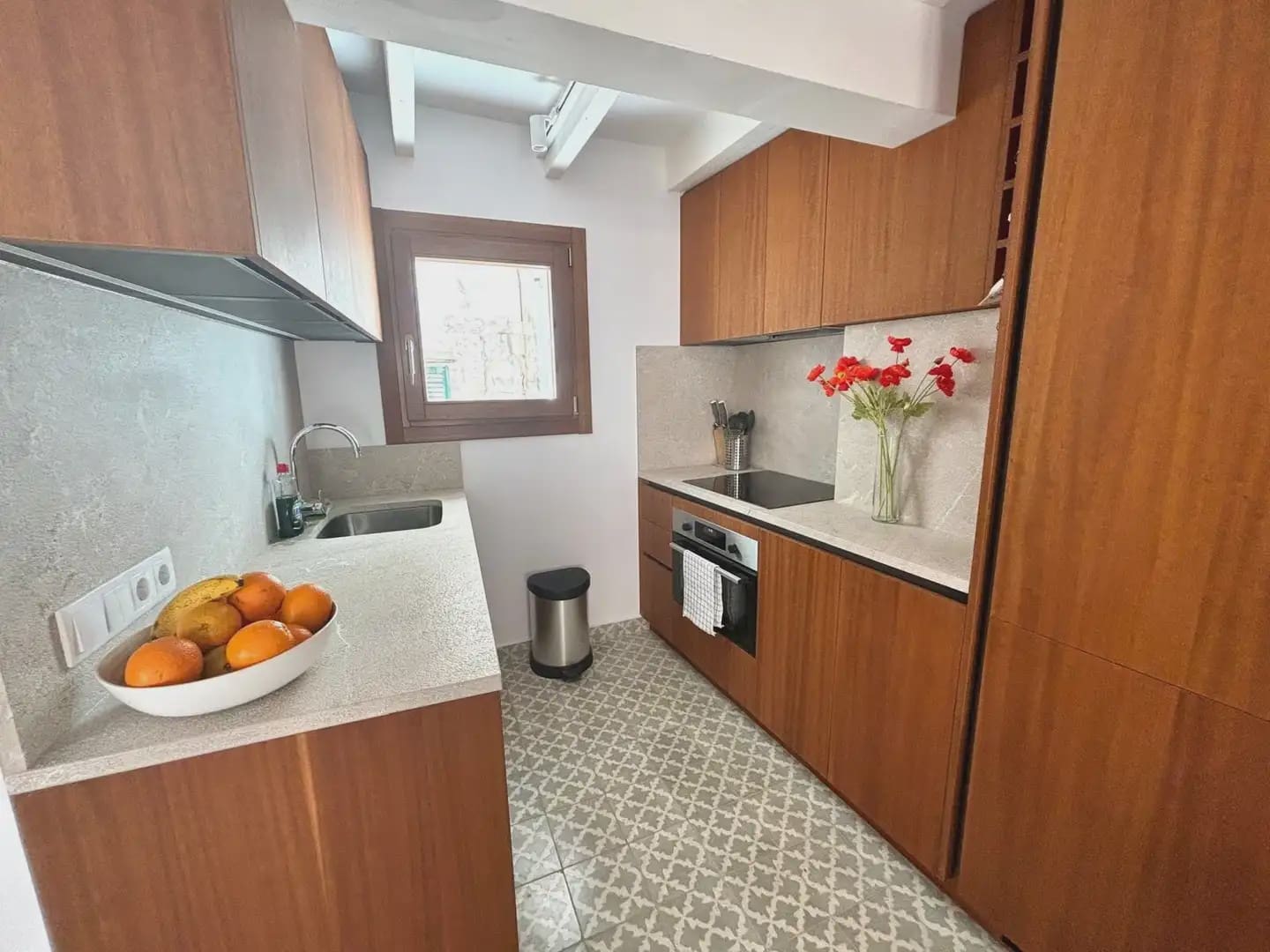 Appartement de 2 chambres à louer à Palma de Mallorca - 1 400 € (Ref: 10019745)