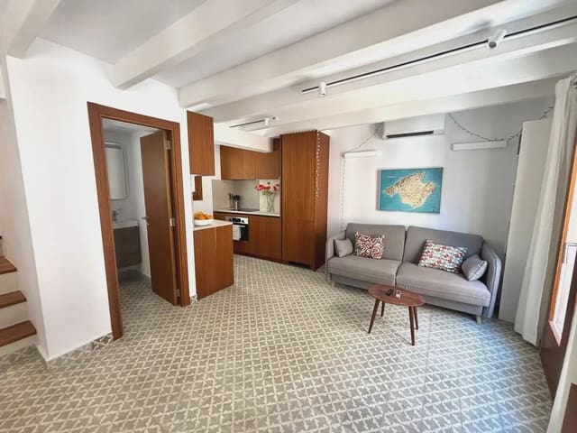Appartement de 2 chambres à louer à Cort, Palma de Mallorca - 1 400 € (Ref: 10019745)