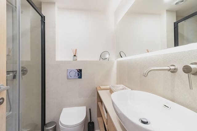 2 slaapkamer Flat te huur in Santa Catalina, Palma de Mallorca - € 1.700 (Ref: 10019746)