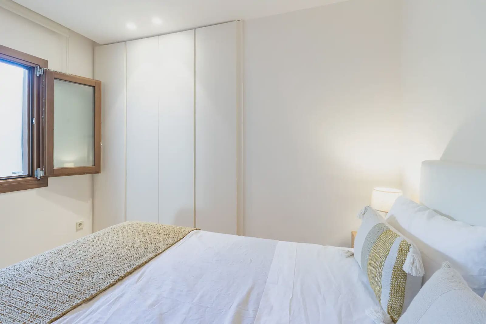 2 slaapkamer Flat te huur in Palma de Mallorca - € 1.700 (Ref: 10019746)