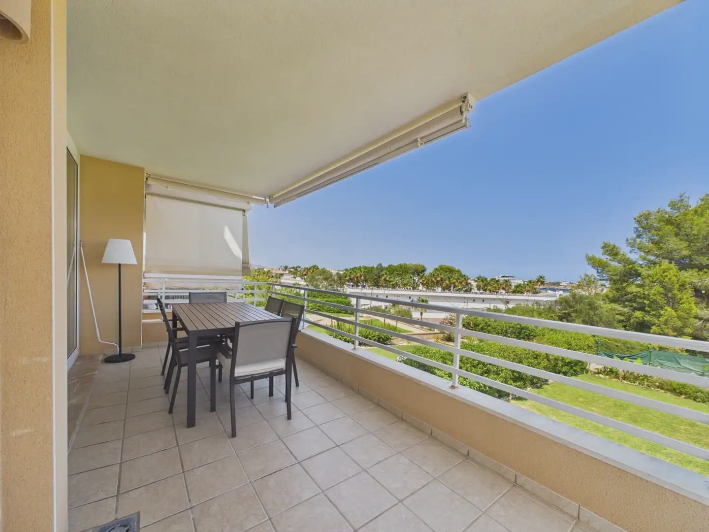 Appartement de 3 chambres à louer à Felanitx avec piscine - 1 600 € (Ref: 10023256)