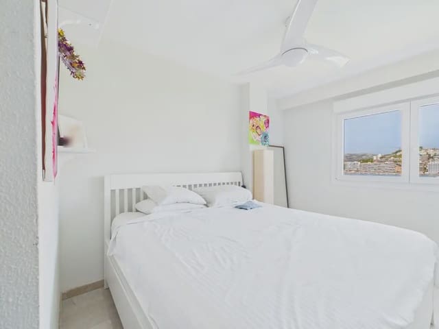 2 slaapkamer Strandappartement te koop in Santa Ponsa, Calvià - € 495.000 (Ref: 10024736)