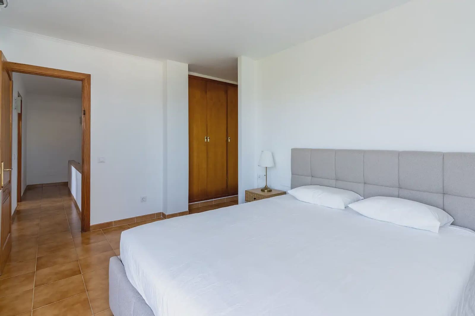3 slaapkamer Flat te huur in Calvia met zwembad garage - € 3.500 (Ref: 10035662)
