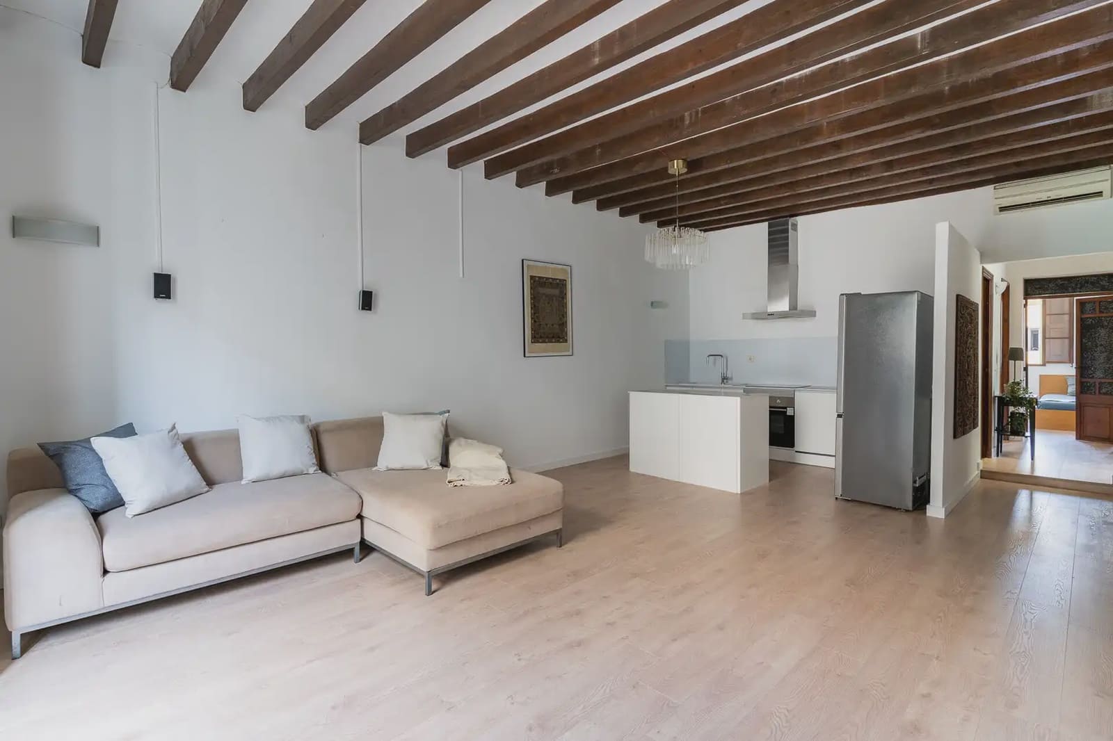 3 bedroom Flat for sale in Palma de Mallorca - € 495,000 (Ref: 10036229)