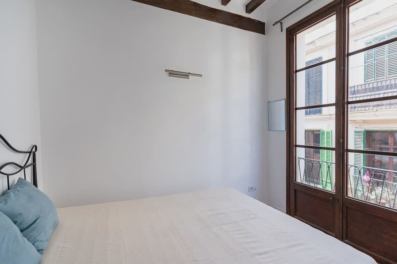 3 bedroom Flat for sale in Palma de Mallorca - € 495,000 (Ref: 10036229)