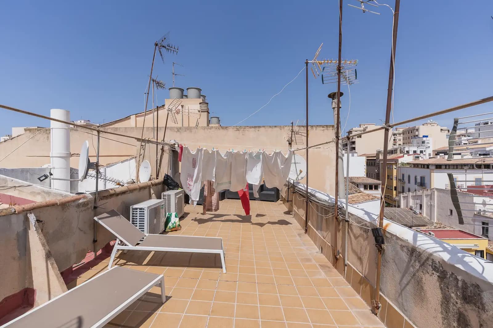 3 bedroom Flat for sale in Palma de Mallorca - € 495,000 (Ref: 10036229)