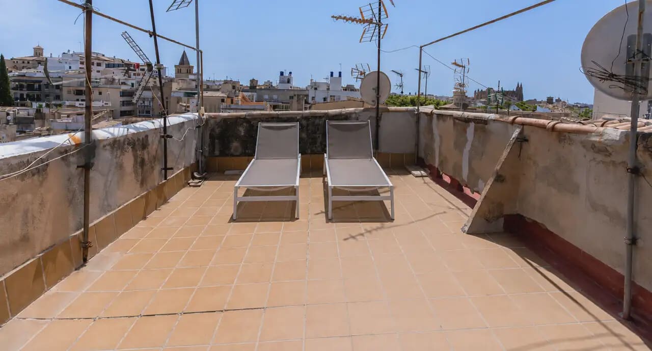 3 bedroom Flat for sale in Palma de Mallorca - € 495,000 (Ref: 10036229)