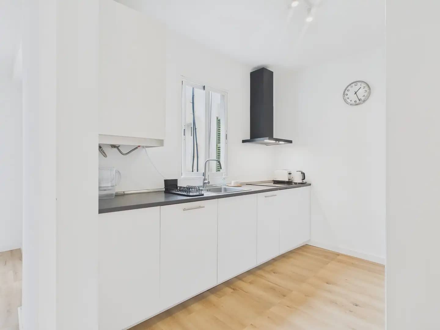 Appartement de 2 chambres à louer à Palma de Mallorca - 1 500 € (Ref: 10043430)