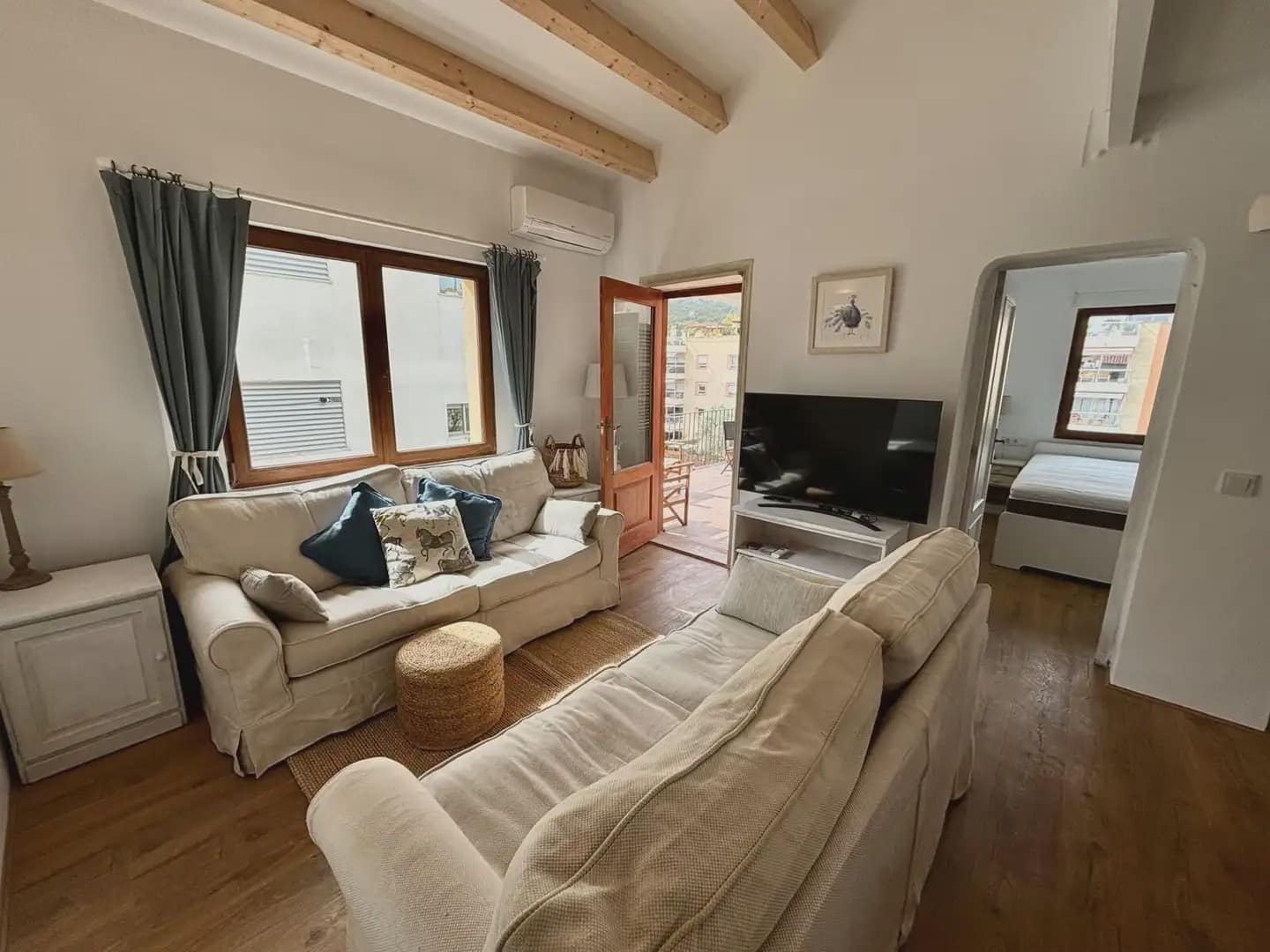 Apartamento de 2 habitaciones en Palma de Mallorca en alquiler - 1.850 € (Ref: 10044032)