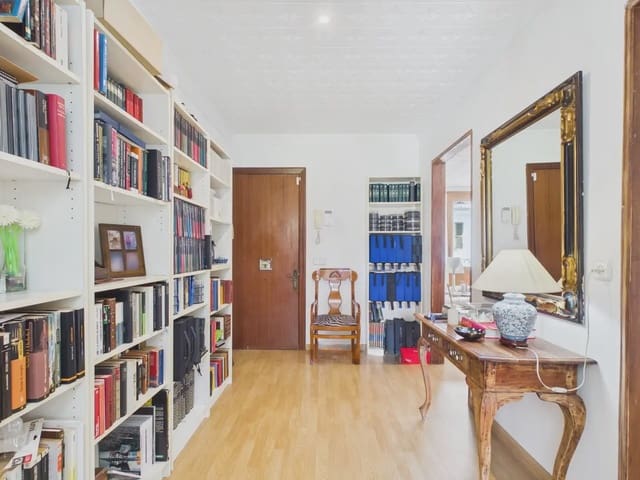 3 Zimmer Apartment zu verkaufen in Cort, Palma de Mallorca - 550.000 € (Ref: 10048110)