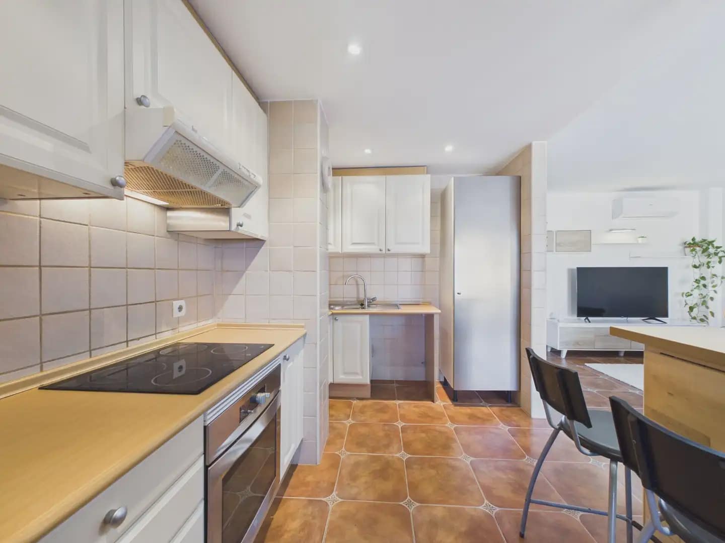 1 sypialnia Penthouse do wynajęcia w Llucmajor z basenem - 1 300 € (Ref: 10052132)