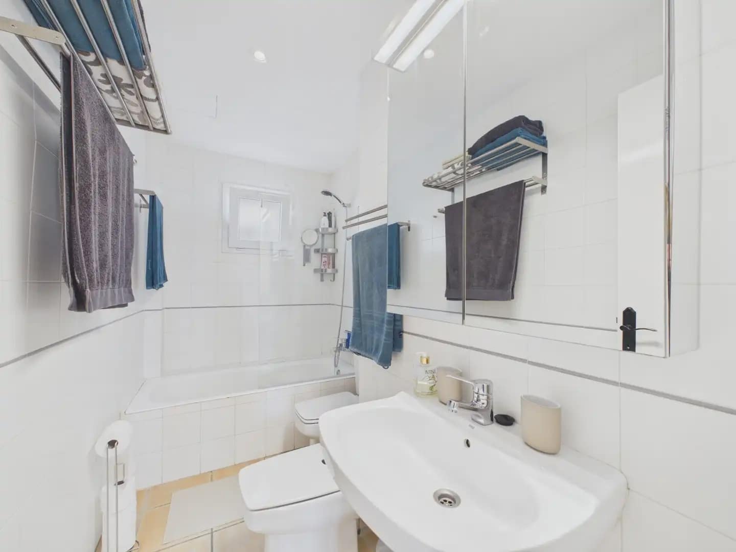 Appartement de 2 chambres à louer à Palma de Mallorca avec garage - 1 700 € (Ref: 10076885)