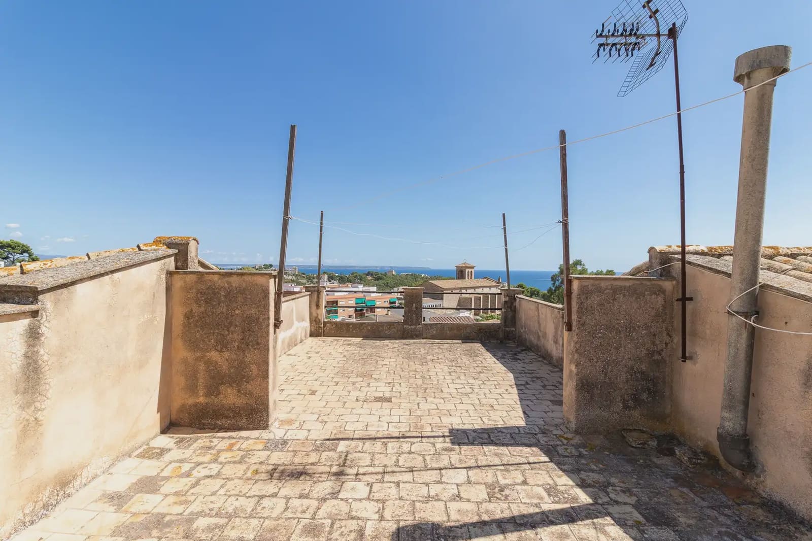 Chalet de 5 habitaciones en Palma de Mallorca en alquiler con garaje - 2.600 € (Ref: 10077146)