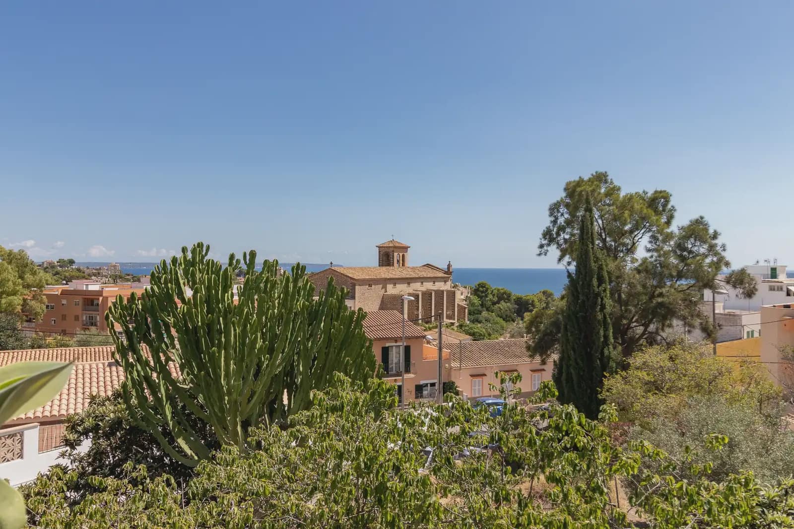 Chalet de 5 habitaciones en Palma de Mallorca en alquiler con garaje - 2.600 € (Ref: 10077146)