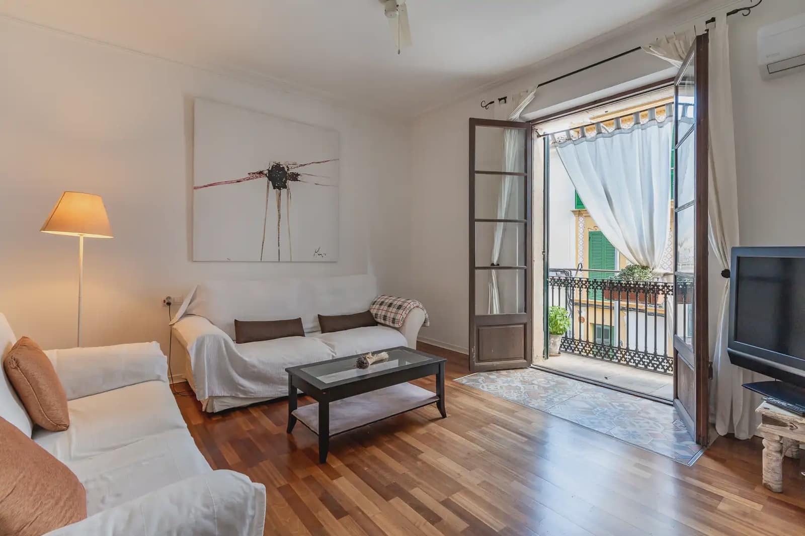 2 quarto Apartamento para arrendar em Palma de Mallorca - 1 750 € (Ref: 10079857)