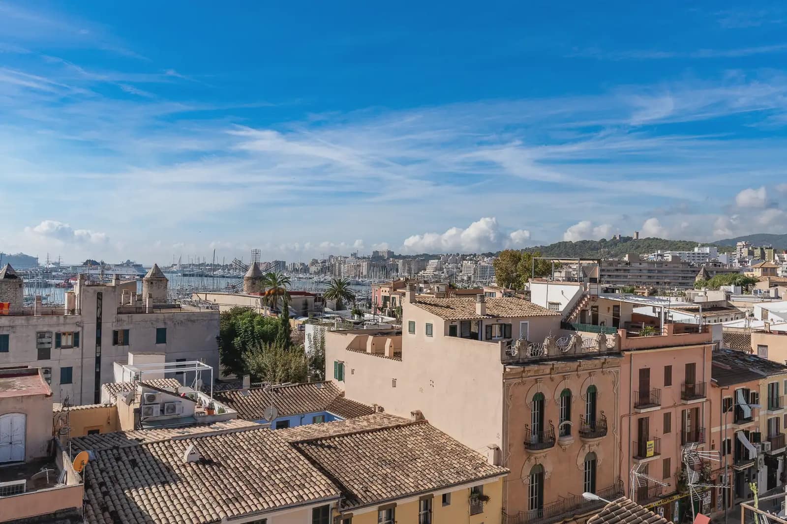 2 quarto Apartamento para arrendar em Palma de Mallorca - 1 750 € (Ref: 10079857)