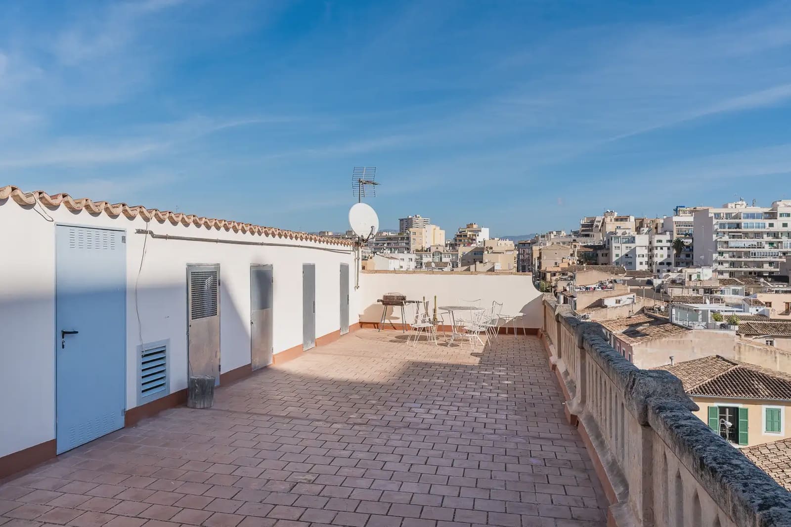 2 quarto Apartamento para arrendar em Palma de Mallorca - 1 750 € (Ref: 10079857)