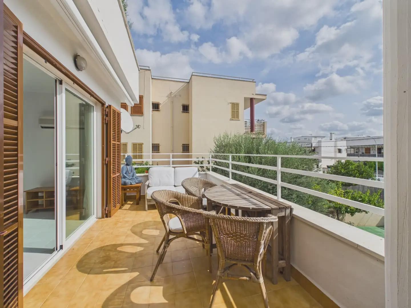 2 quarto Apartamento de Praia para arrendar em Palma de Mallorca - 1 600 € (Ref: 10120807)