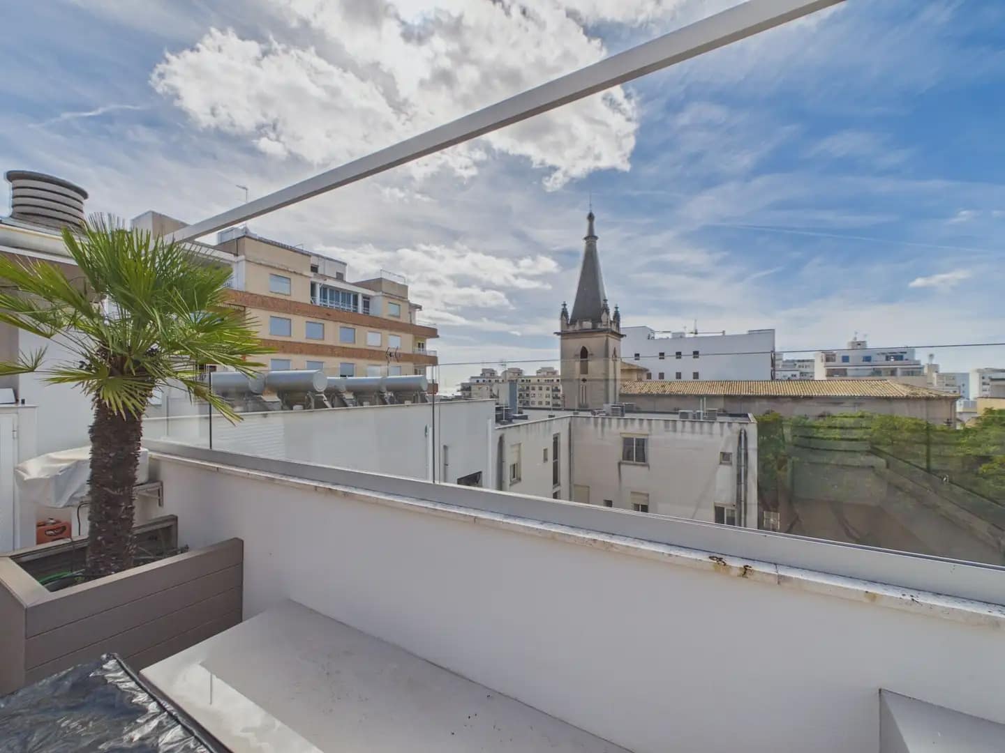 Appartement de 3 chambres à louer à Palma de Mallorca avec garage - 4 000 € (Ref: 10153842)