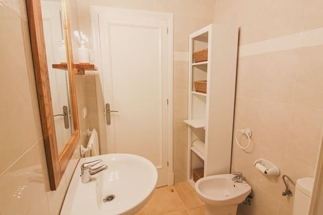 2 bedroom Flat for rent in Can Pastilla, Palma de Mallorca with garage - € 1,900 (Ref: 10158489)