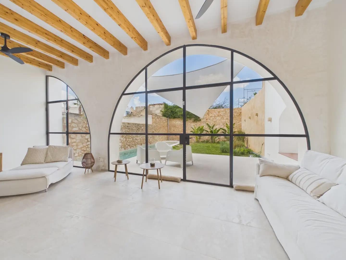 4 bedroom Townhouse for rent in Felanitx with pool garage - € 5,500 (Ref: 9971529)