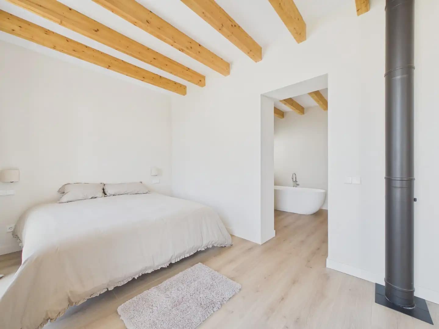 4 bedroom Townhouse for rent in Felanitx with pool garage - € 5,500 (Ref: 9971529)