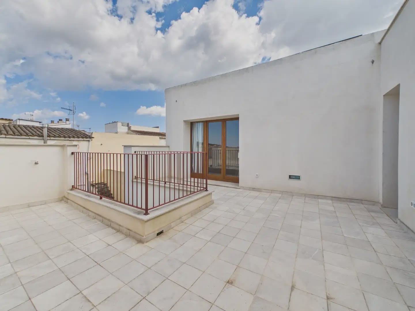 4 bedroom Townhouse for rent in Felanitx with pool garage - € 5,500 (Ref: 9971529)