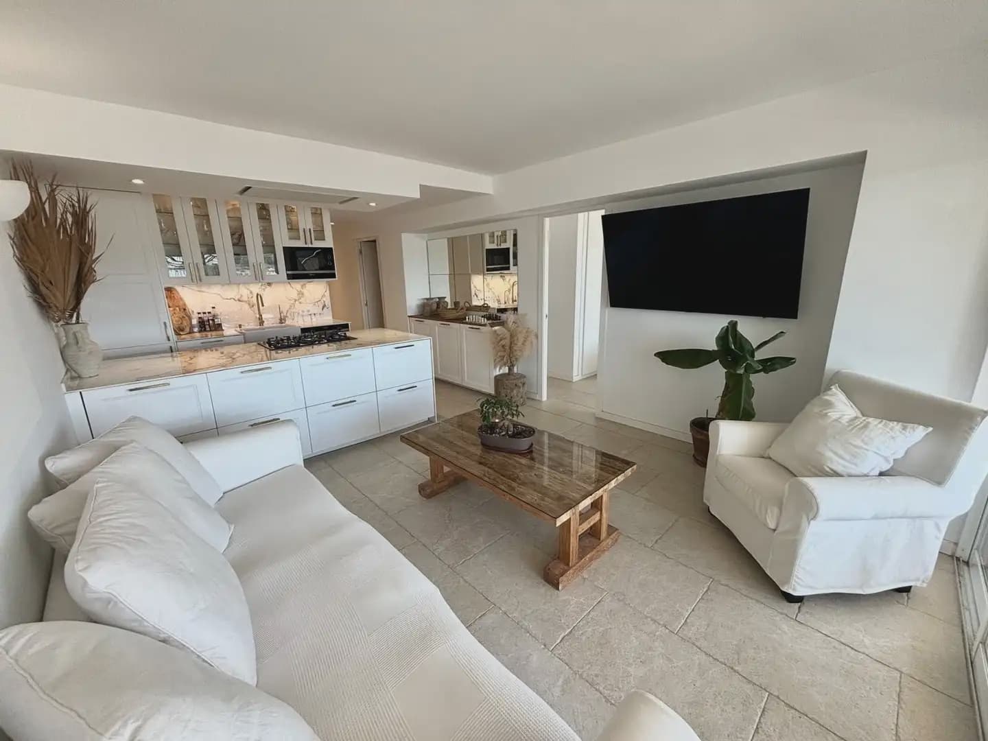 2 bedroom Apartment for rent in Calvia - € 2,290 (Ref: 9971531)