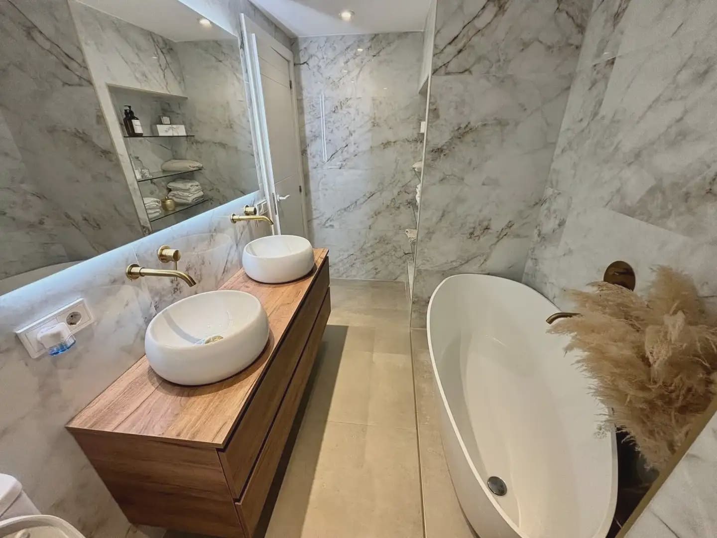 2 bedroom Apartment for rent in Calvia - € 2,290 (Ref: 9971531)