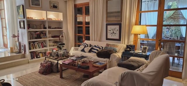 5 soverom Villa til salgs i La Bonanova, Palma de Mallorca med garasje - € 1 600 000 (Ref: 9971536)