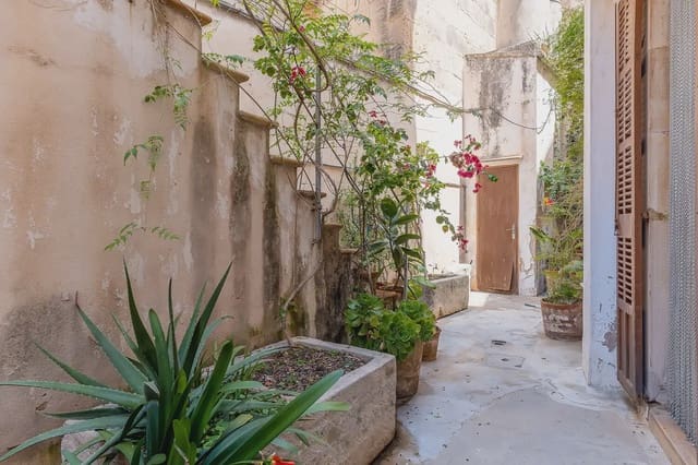 Casa de 6 habitaciones en Santanyí en venta - 1.150.000 € (Ref: 9971540)