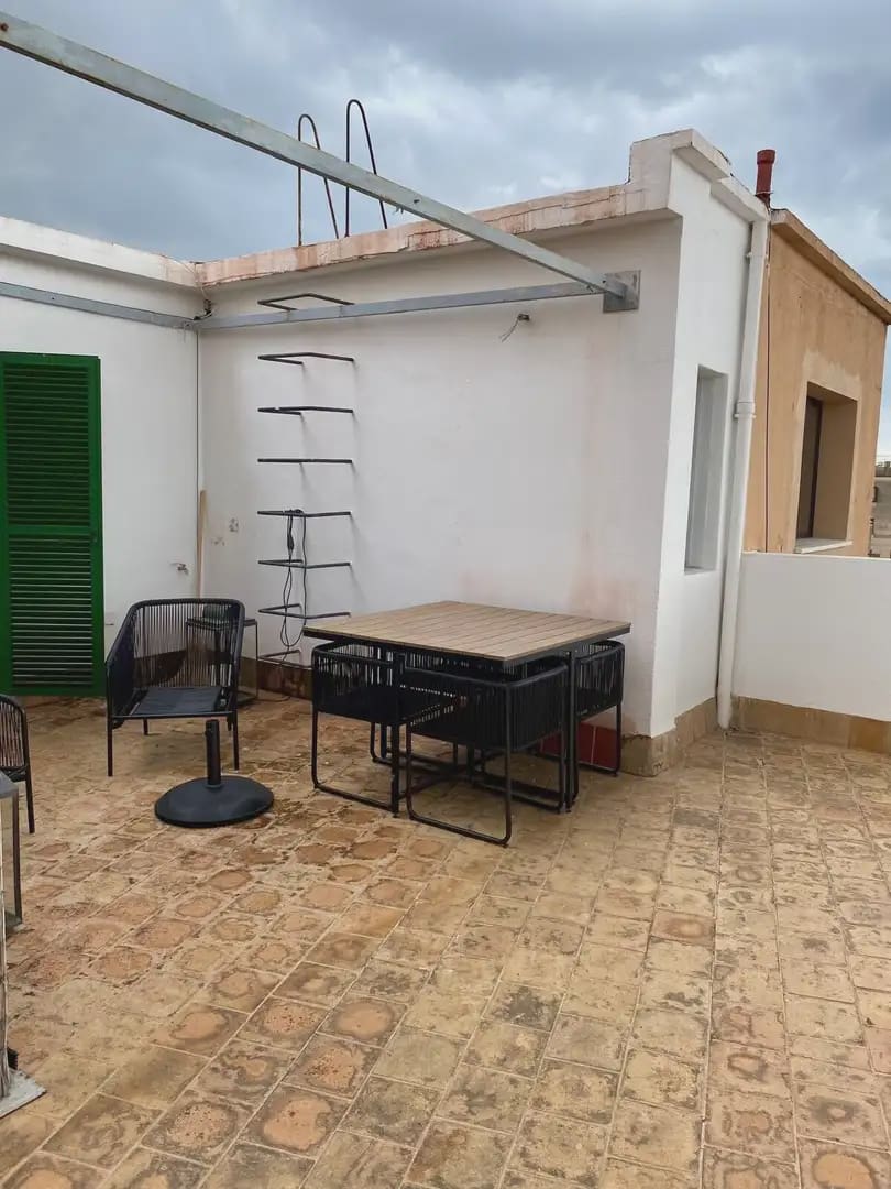 2 bedroom Flat for sale in Palma de Mallorca - € 1,500,000 (Ref: 9971543)