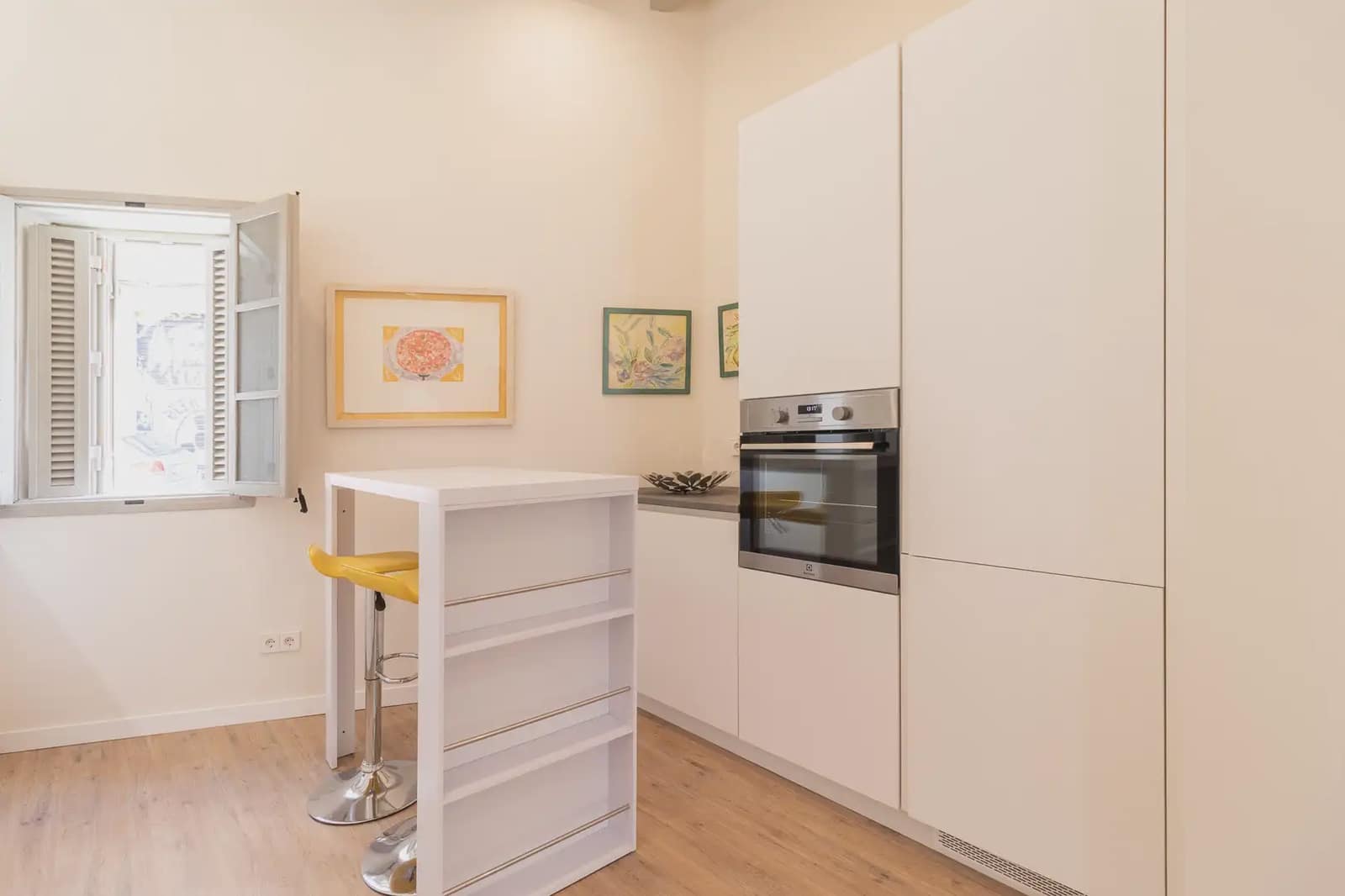 1 soveværelse Lejlighed til leje i Palma de Mallorca - € 1.500 (Ref: 9971545)