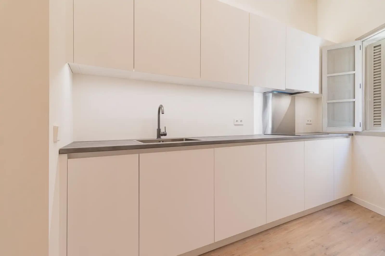 1 soveværelse Lejlighed til leje i Palma de Mallorca - € 1.500 (Ref: 9971545)