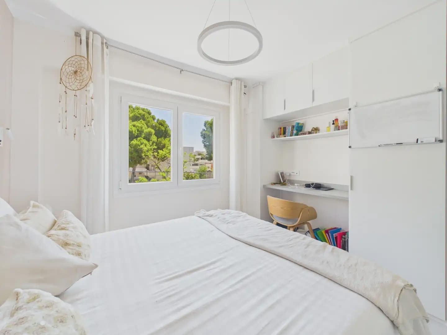 3 soverom Leilighet til leie i Calvia med garasje - € 2 000 (Ref: 9971546)