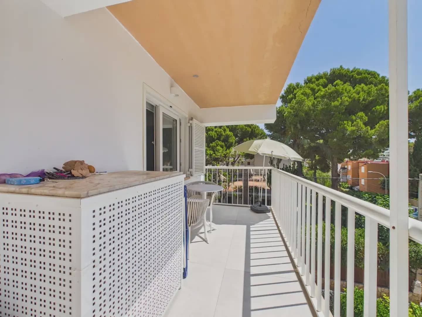 3 soverom Leilighet til leie i Calvia med garasje - € 2 000 (Ref: 9971546)