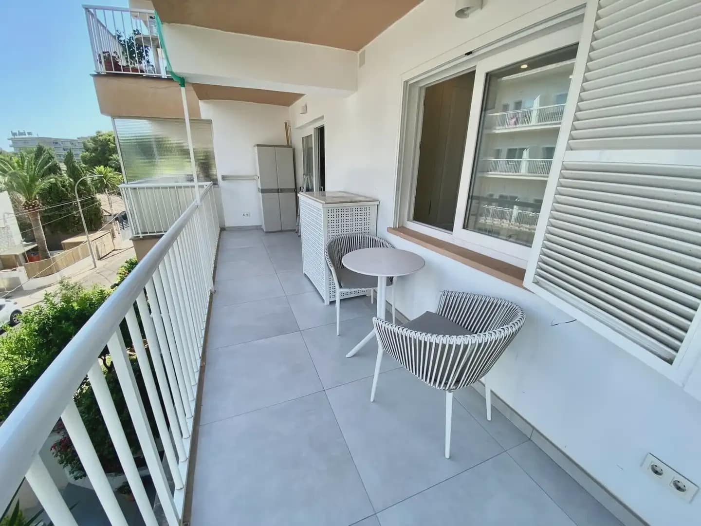 3 bedroom Flat for rent in Calvia with garage - € 2,000 (Ref: 9971546)