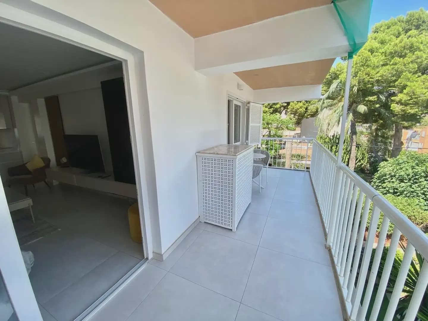 3 bedroom Flat for rent in Calvia with garage - € 2,000 (Ref: 9971546)