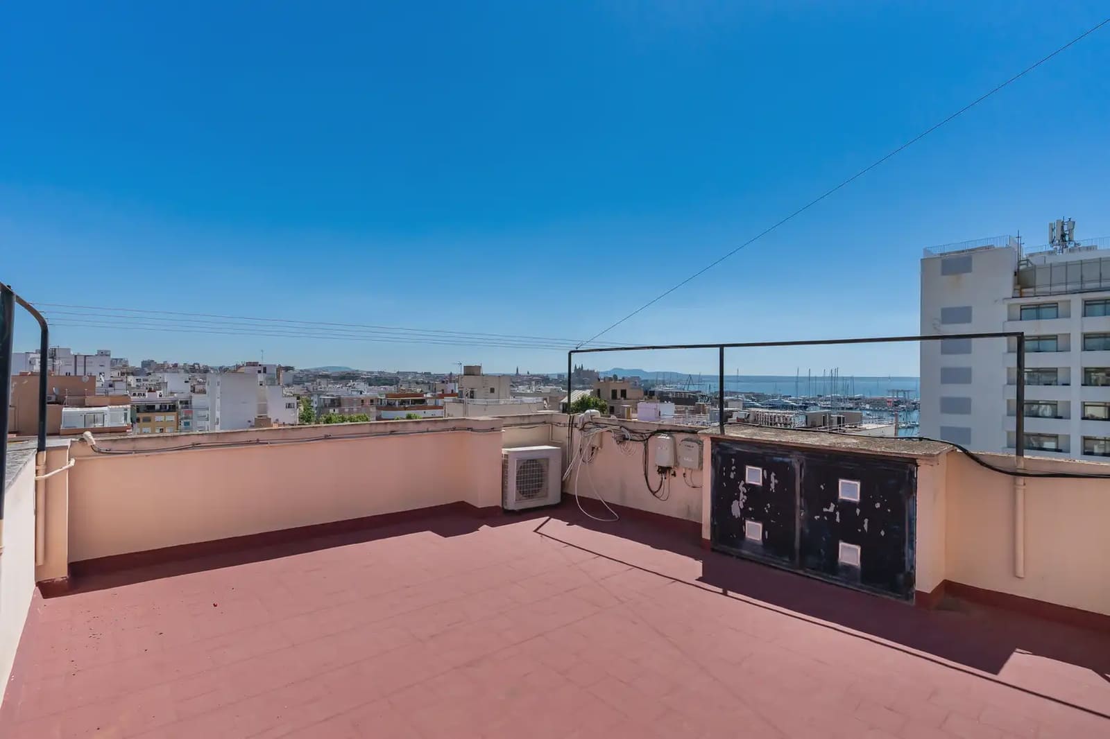 2 bedroom Penthouse for sale in Palma de Mallorca - € 489,000 (Ref: 9971547)