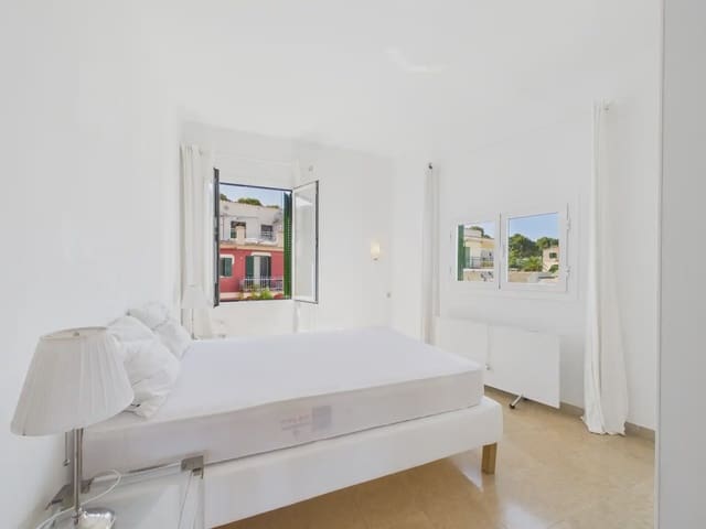 2 soverom Leilighet til leie i El Terreno, Palma de Mallorca - € 1 900 (Ref: 9971548)