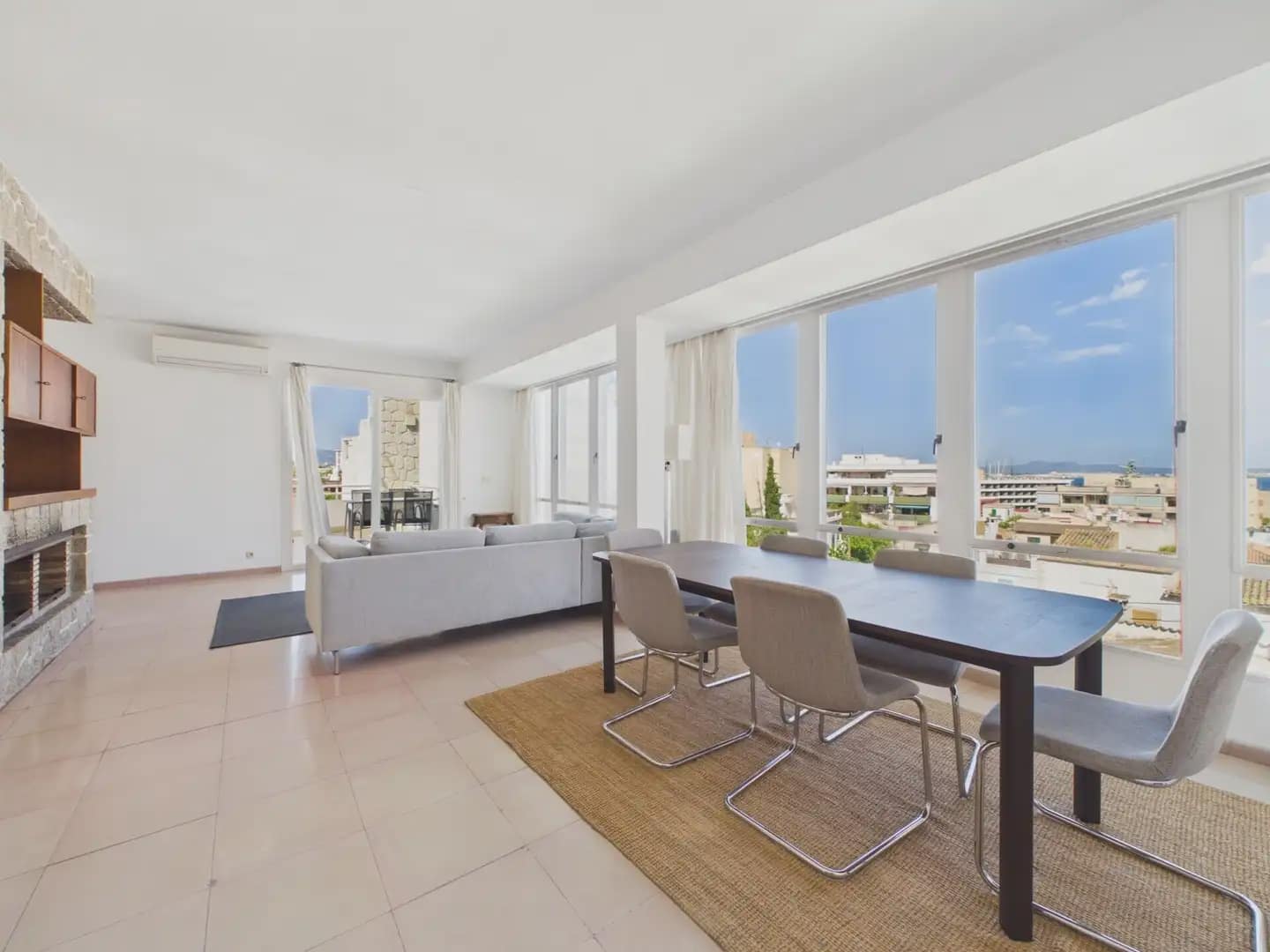 2 soverom Leilighet til leie i Palma de Mallorca - € 1 900 (Ref: 9971548)