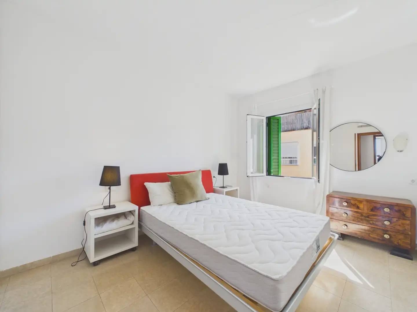 2 soverom Leilighet til leie i Palma de Mallorca - € 1 900 (Ref: 9971548)