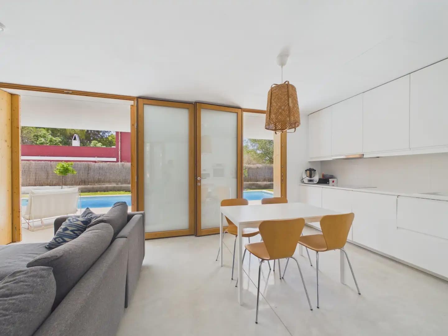 3 bedroom Villa for rent in Campos with pool - € 2,000 (Ref: 9971553)