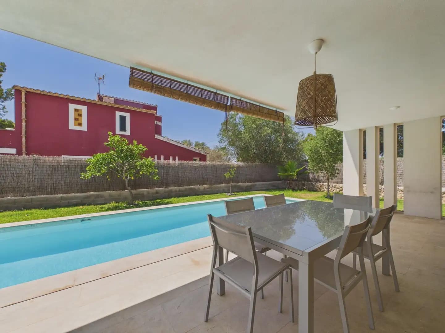 3 bedroom Villa for rent in Campos with pool - € 2,000 (Ref: 9971553)
