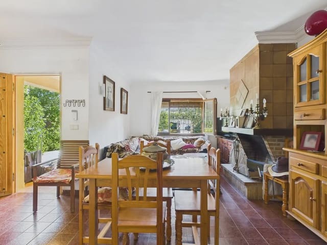 4 soveværelse Villa til salg i Llucmajor med garage - € 1.600.000 (Ref: 9971558)