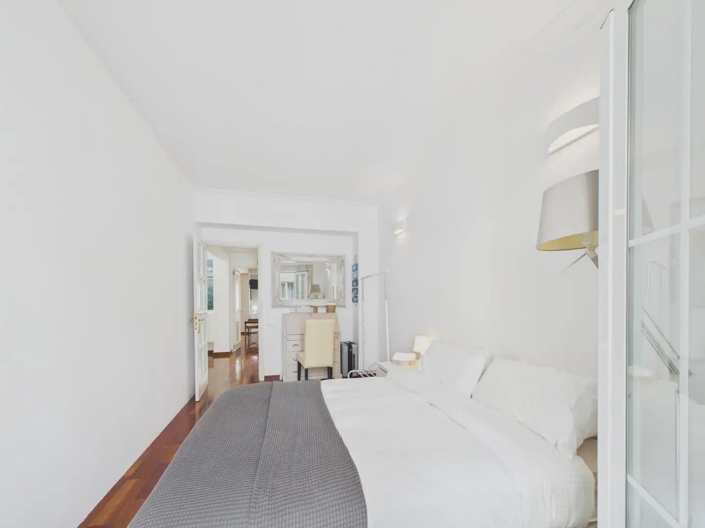 2 soverom Leilighet til leie i Palma de Mallorca - € 2 200 (Ref: 9971559)