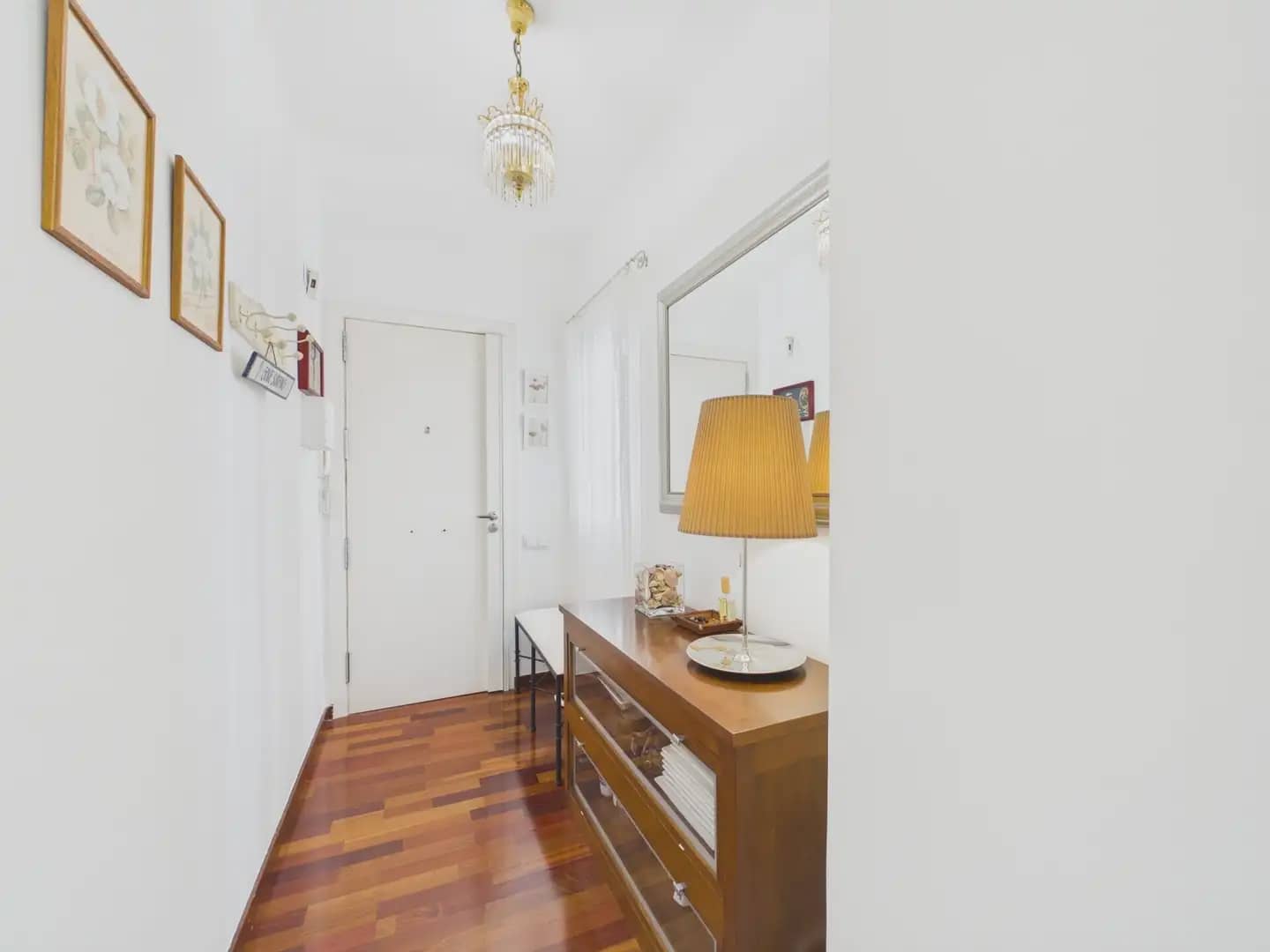 2 soverom Leilighet til leie i Palma de Mallorca - € 2 200 (Ref: 9971559)