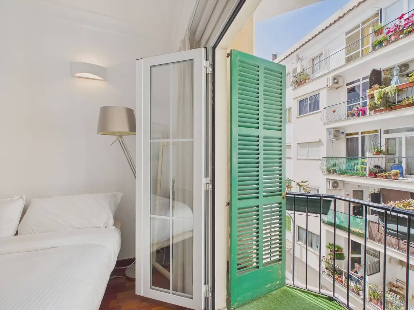 2 soverom Leilighet til leie i Palma de Mallorca - € 2 200 (Ref: 9971559)